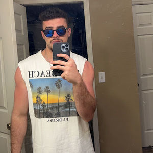 Meet your Posher, Joao